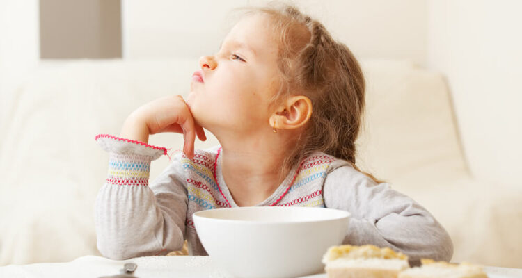 Jaka pomoc jest potrzebna dzieciom z zaburzeniami odżywiania?
